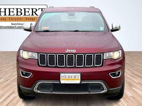 Used 2017 Jeep Grand Cherokee Limited image 3