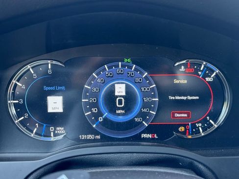 Used 2020 Cadillac Escalade 2WD image 35