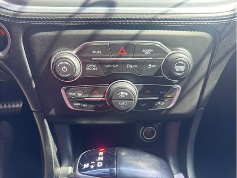 Used 2020 Dodge Charger Scat Pack w/ Plus Group RWD image 21