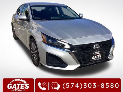 Used 2023 Nissan Altima 2.5 SV