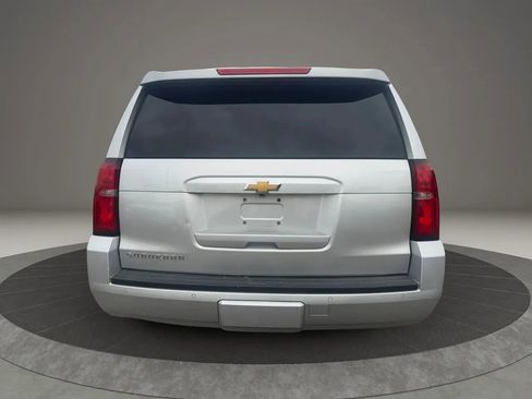 Used 2015 Chevrolet Suburban LT AWD/4WD image 6