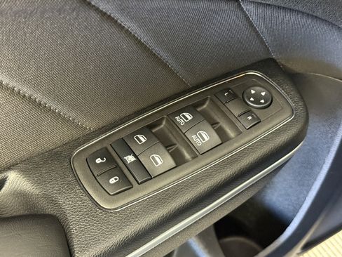 Used 2022 Dodge Charger Scat Pack RWD image 18