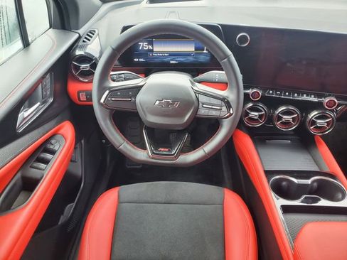 Used 2024 Chevrolet Blazer EV RS image 18