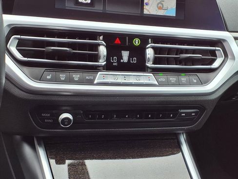 Used 2020 BMW 330i Sedan w/ Convenience Package image 7