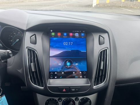 Used 2014 Ford Focus SE w/ SE Winter Package image 24