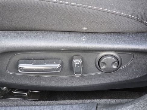 Certified 2025 Honda Accord SE image 12