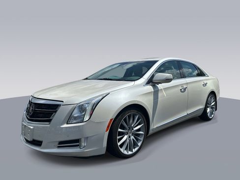 Used 2014 Cadillac XTS Platinum AWD/4WD image 7