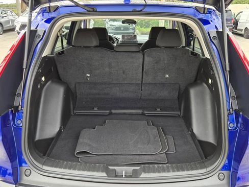 Used 2025 Honda CR-V LX image 15