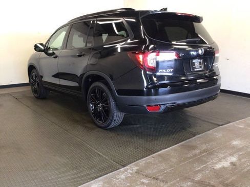 Used 2020 Honda Pilot Black Edition image 4