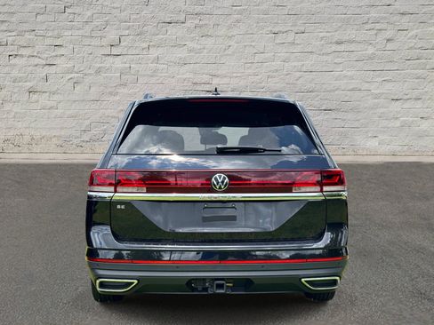 Used 2024 Volkswagen Atlas SE FWD image 3