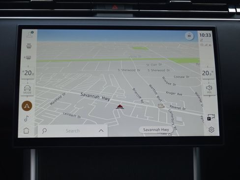 Used 2025 Land Rover Range Rover SE image 23