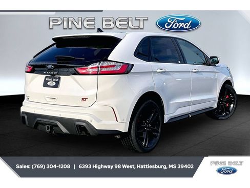 Certified 2024 Ford Edge ST w/ Equipment Group 401A AWD/4WD image 9