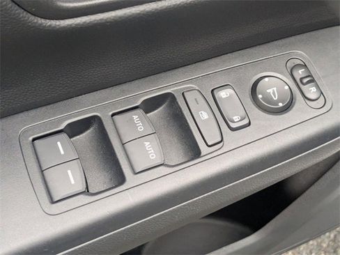 Used 2024 Honda CR-V Sport image 11