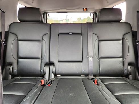 Used 2020 Chevrolet Tahoe LT w/ Luxury Package image 12