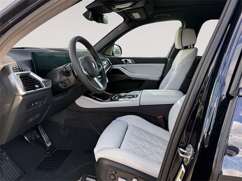 New 2026 BMW X5 xDrive40i w/ M Sport Package image 9
