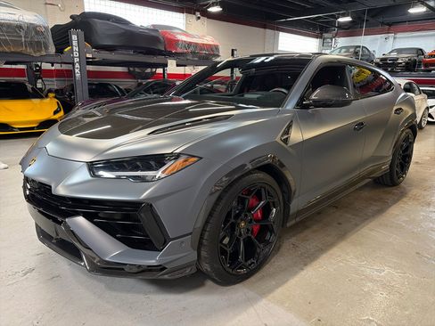 Used 2024 Lamborghini Urus Performante image 10