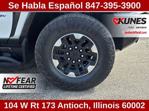 Used 2022 GMC Hummer EV Edition 1 w/ LPO, Illumination Package AWD/4WD image 17