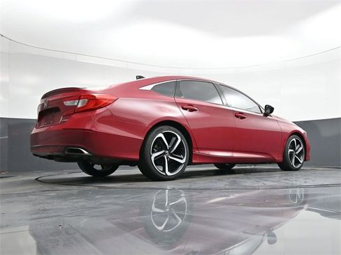 Used 2021 Honda Accord Sport image 31