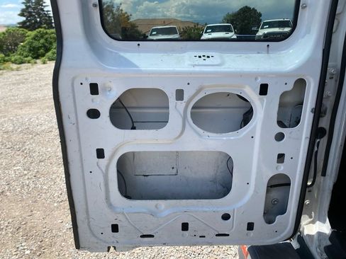 Used 2007 Ford E-250 and Econoline 250 RWD image 32