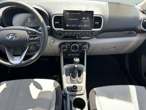 New 2026 Hyundai Venue SEL FWD image 19