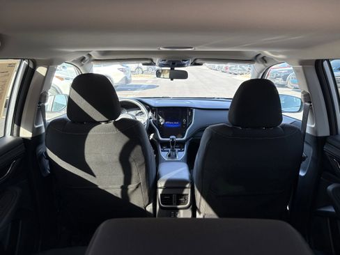 Used 2025 Subaru Outback Premium image 13