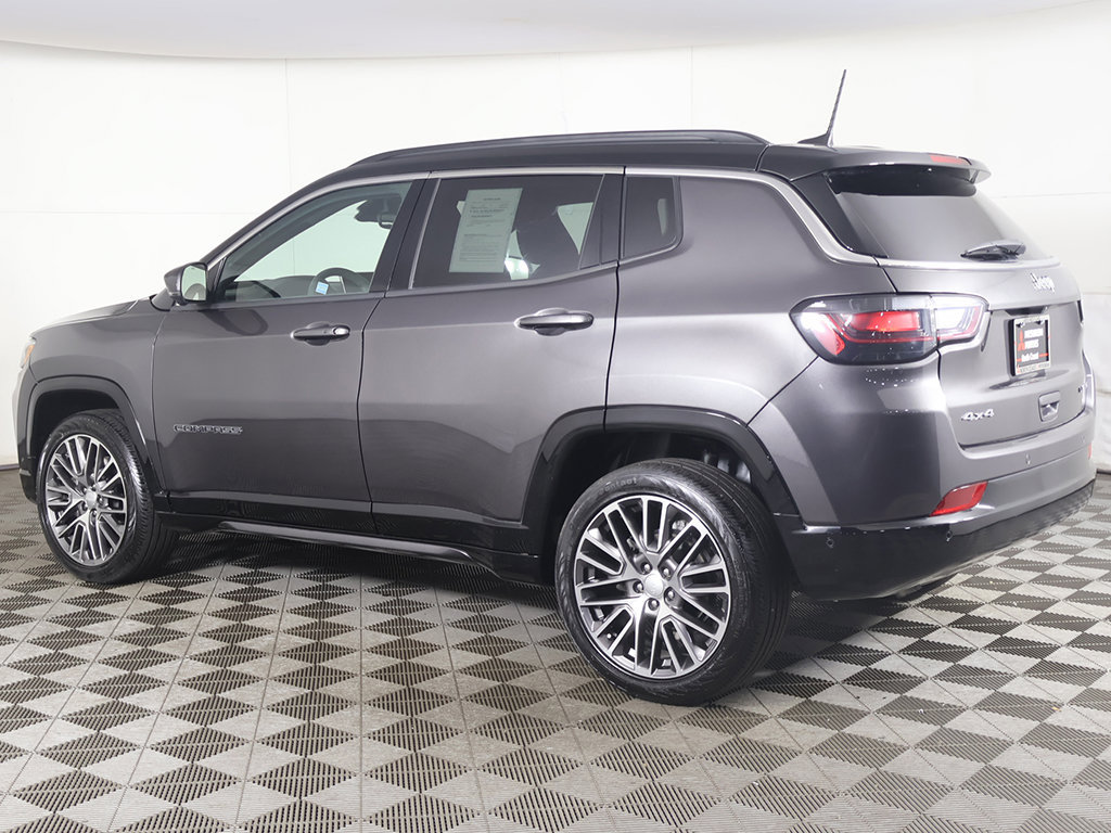 Used 2024 Jeep Compass Limited w/ Elite Group AWD/4WD image 11