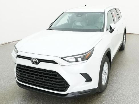 New 2026 Toyota Grand Highlander XLE image 14