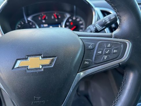 Used 2023 Chevrolet Equinox LT image 23