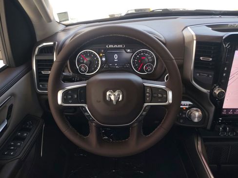 New 2026 RAM 1500 Laramie AWD/4WD image 21