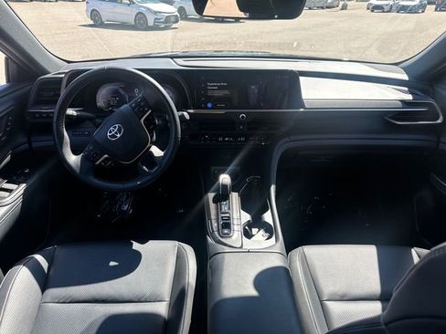 Used 2025 Toyota Crown Signia AWD/4WD image 19