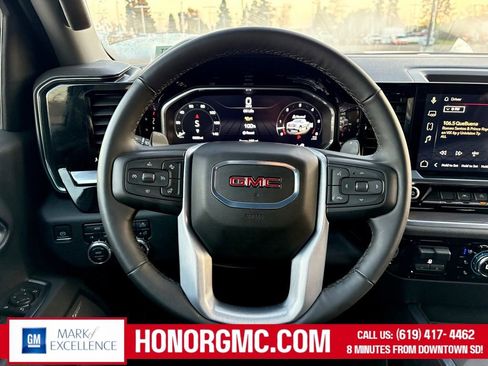 Used 2026 GMC Sierra 1500 SLT w/ SLT Premium Package AWD/4WD image 29