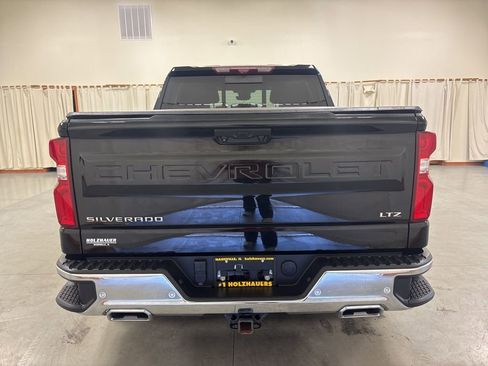 Used 2023 Chevrolet Silverado 1500 LTZ w/ Technology Package image 7