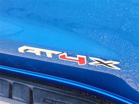 Used 2022 GMC Sierra 1500 AT4X image 8