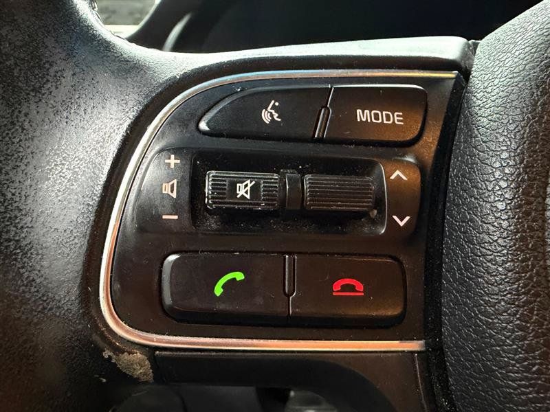 Used 2018 Kia Niro EX w/ EX Touring Graphite Edition FWD image 15
