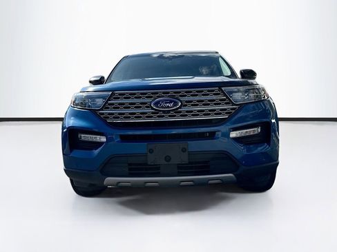 Used 2021 Ford Explorer Limited AWD/4WD image 2