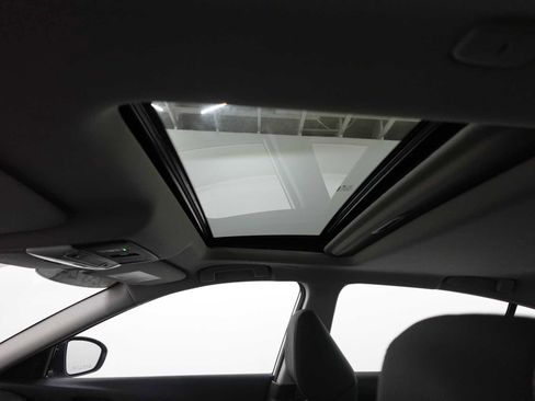 Used 2024 Nissan Altima 2.0 SR FWD image 24