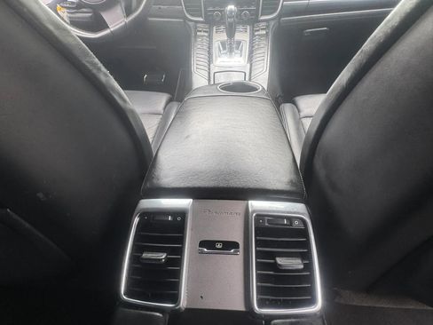 Used 2010 Porsche Panamera S RWD image 29