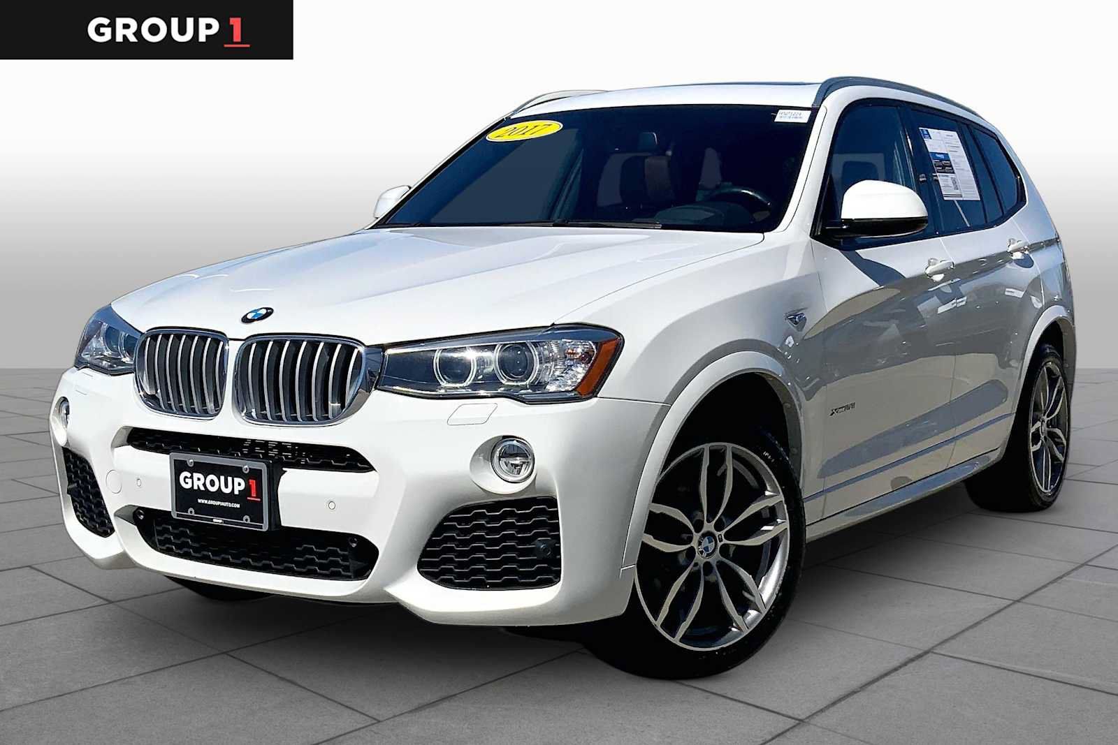Used 2017 BMW X3 xDrive28i AWD/4WD image 1