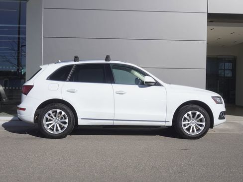 Used 2016 Audi Q5 2.0T Premium Plus w/ Premium Plus Package image 7