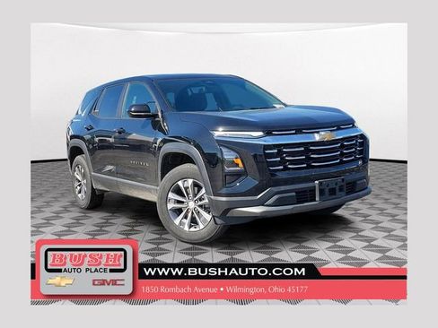 Used 2026 Chevrolet Equinox LT w/ Convenience Package II FWD image 1