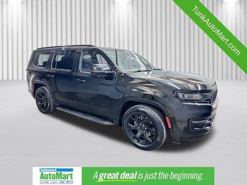 Certified 2024 Jeep Wagoneer Series II w/ Convenience Group I image 1