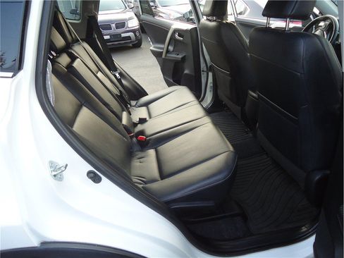 Used 2015 Toyota RAV4 Limited w/ Technology Package AWD/4WD image 16