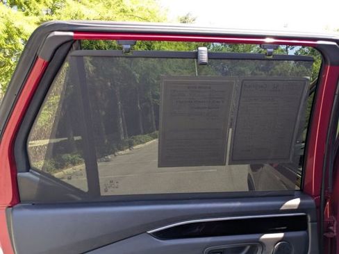 Certified 2025 Honda Pilot EX-L image 34