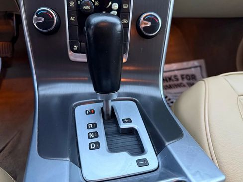 Used 2012 Volvo S60 T5 image 8