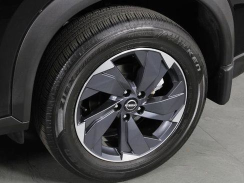 Certified 2024 Nissan Rogue SV image 13