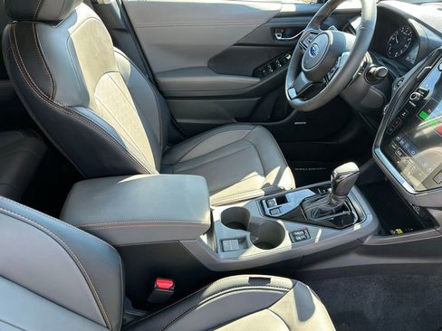 Used 2025 Subaru Crosstrek 2.5i Limited w/ Popular Package #3A image 18