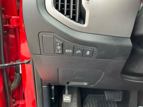 Used 2015 Kia Sportage LX FWD image 12