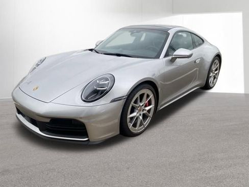 Used 2025 Porsche 911 Carrera S RWD image 2