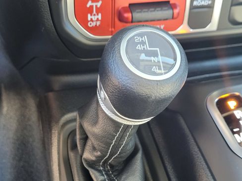 New 2026 Jeep Wrangler Unlimited Sport AWD/4WD image 17