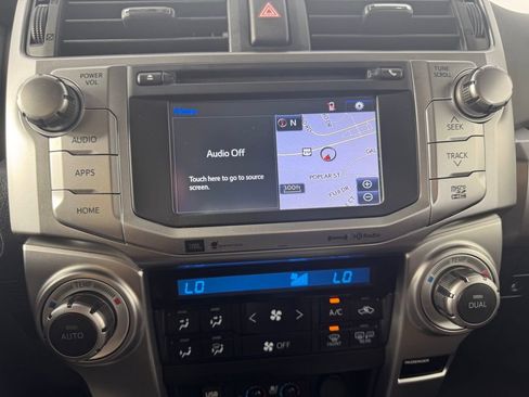Used 2018 Toyota 4Runner Limited AWD/4WD image 20